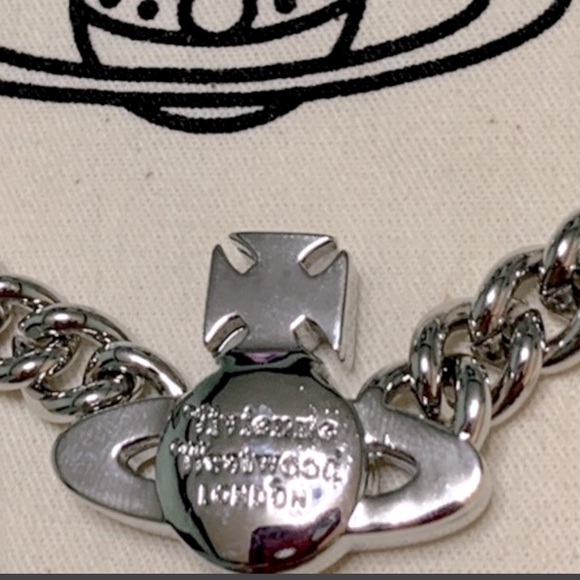 Vivienne Westwood silver tone chunky chain crystals signature necklace - Picture 8 of 11